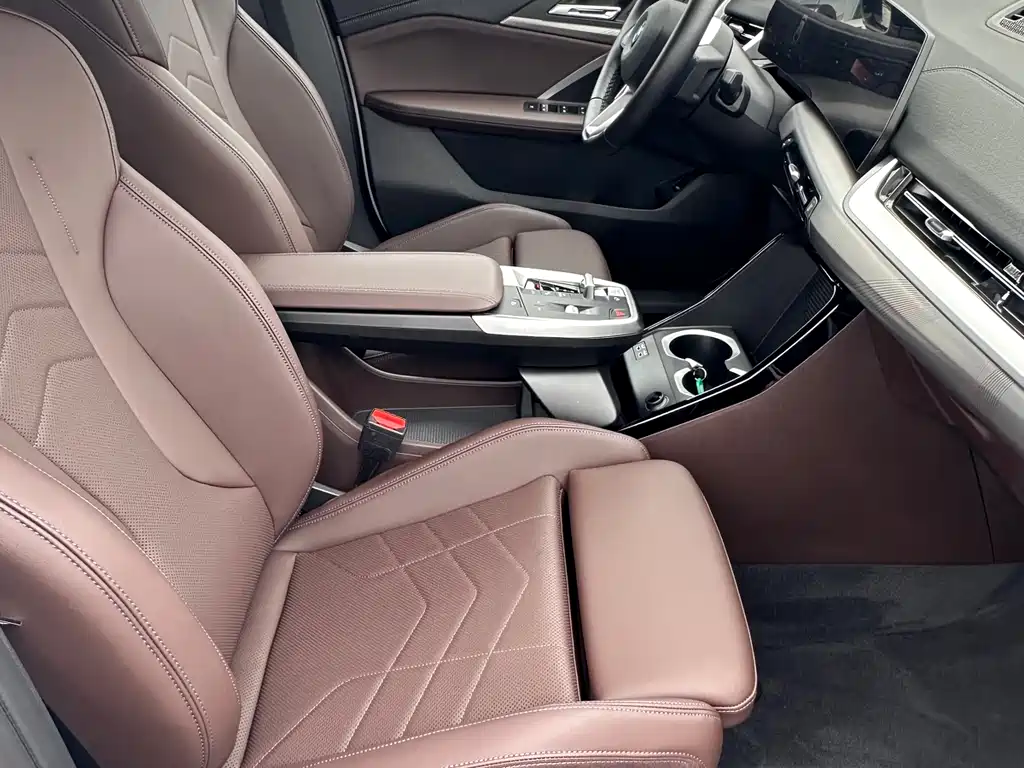 BMW X2 2025 — фото 4