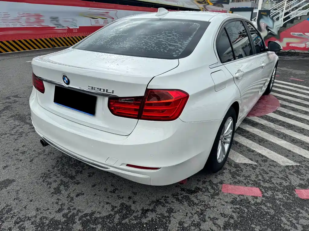 BMW 3 Series 2014 — фото 11