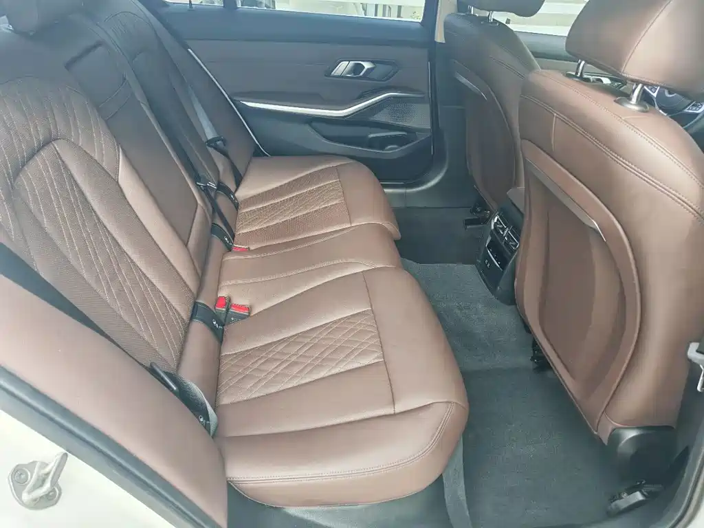 BMW 3 Series 2023