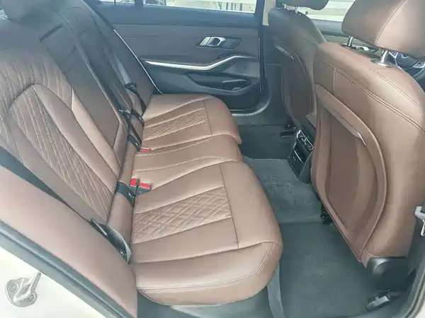 BMW 3 Series 2023