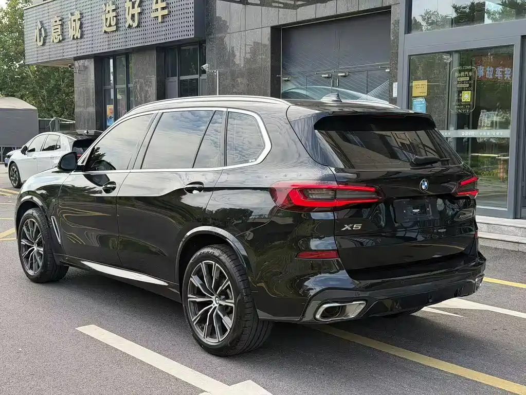 BMW X5 2022 — фото 6