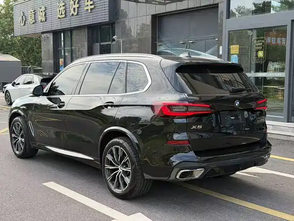 BMW X5 2022