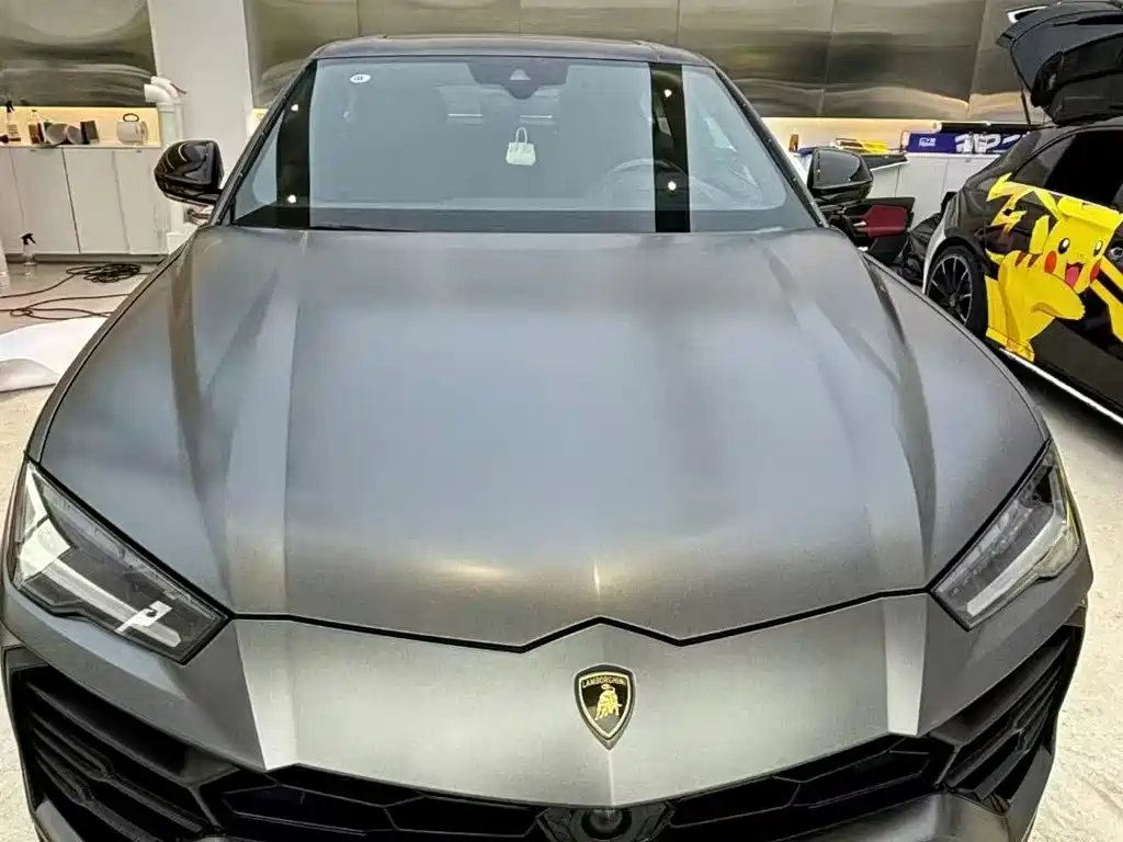 Lamborghini Urus 2020 — фото 1
