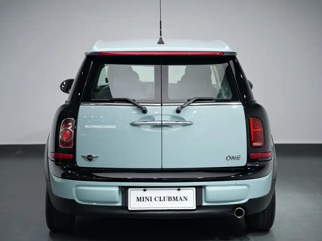 MINI Clubman 2012