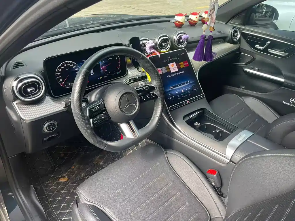 Mercedes-Benz C-Class 2023