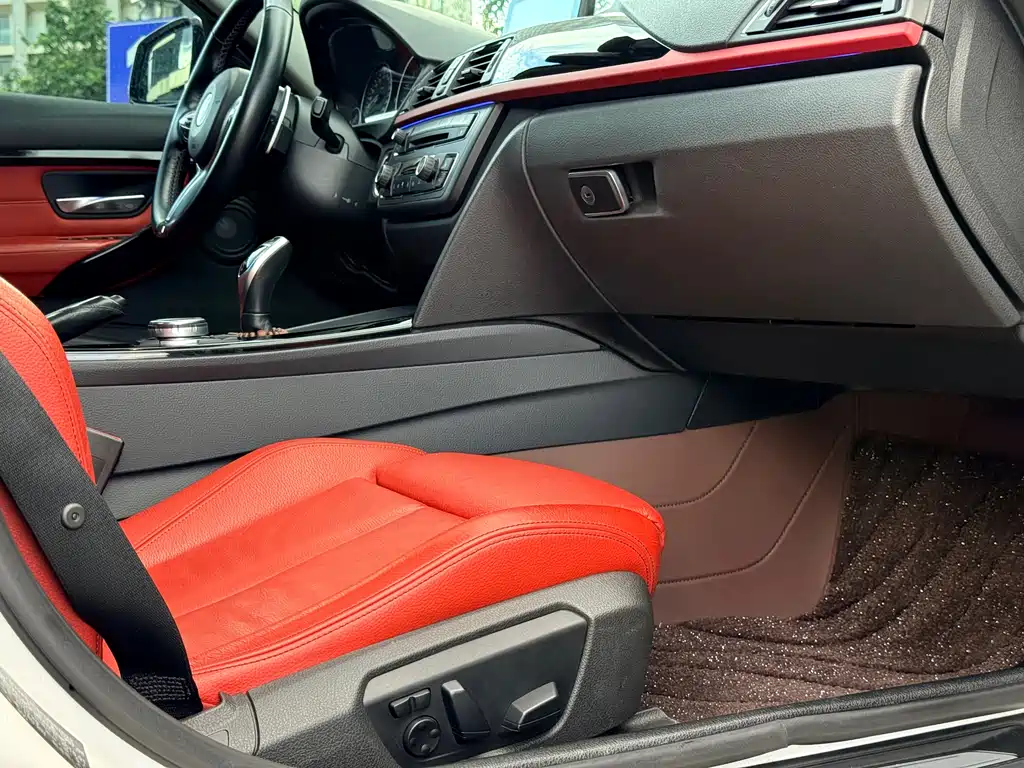 BMW 3 Series 2015 — фото 24