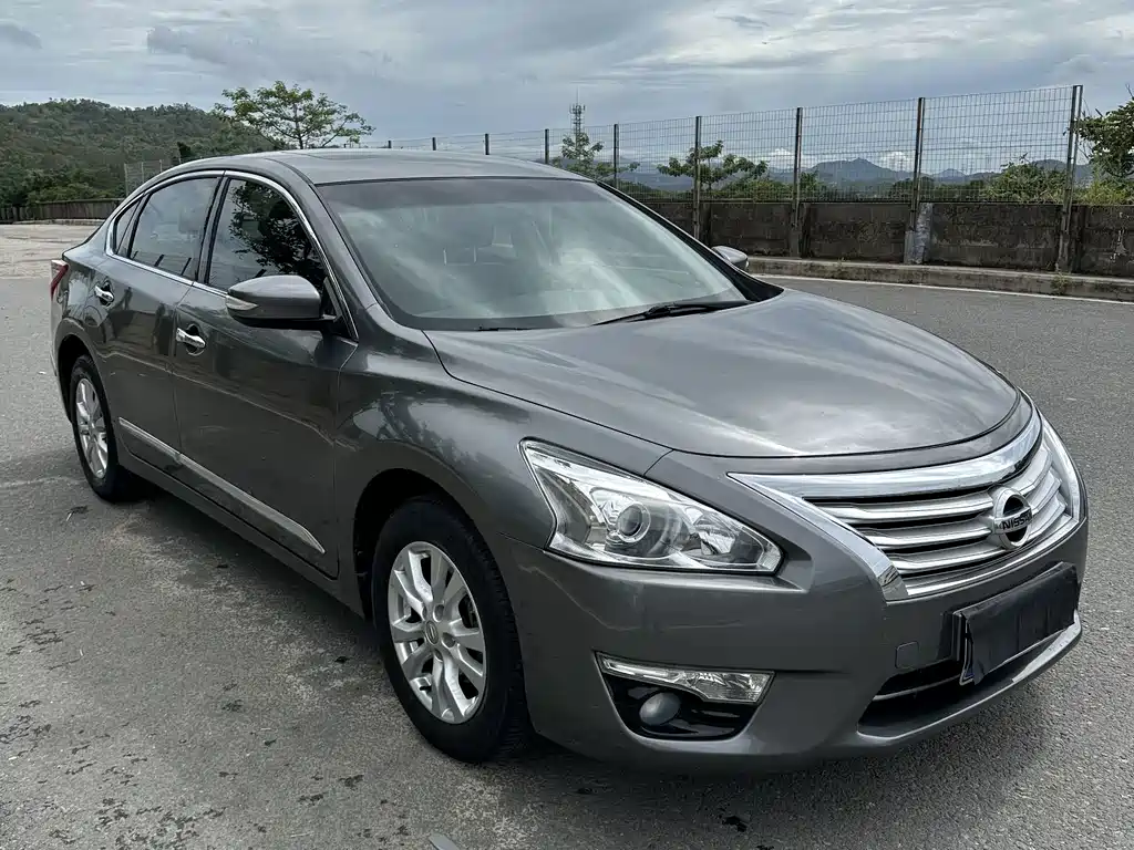 Nissan Teana 2013