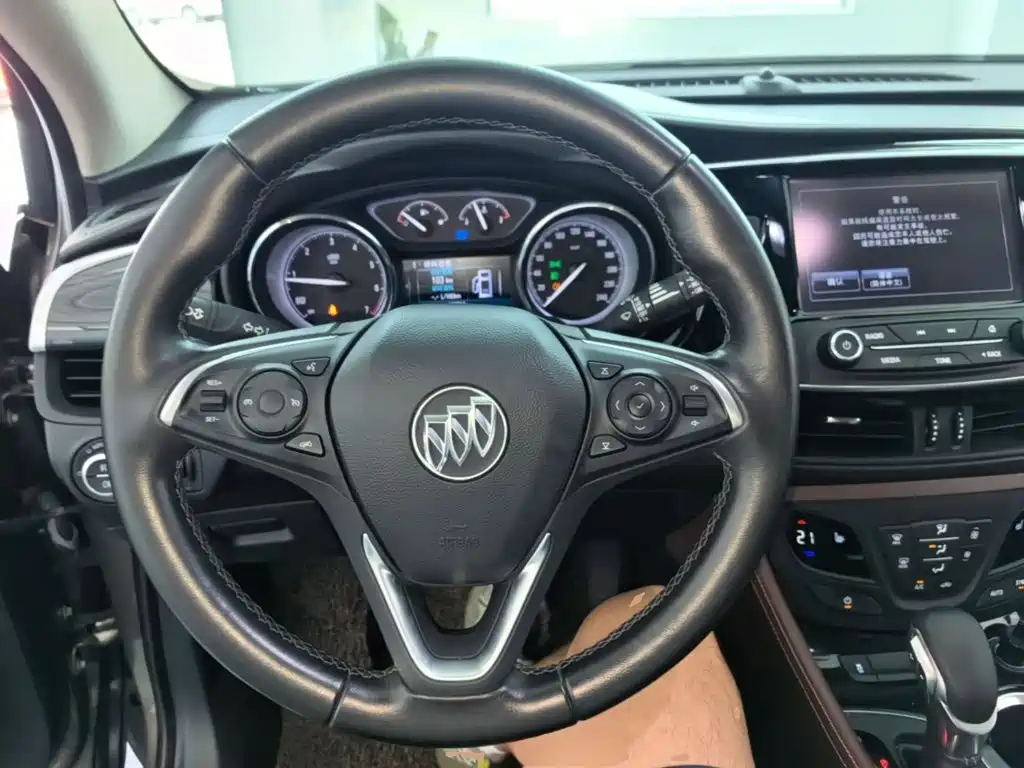 Buick Envision Plus 2018 — фото 11