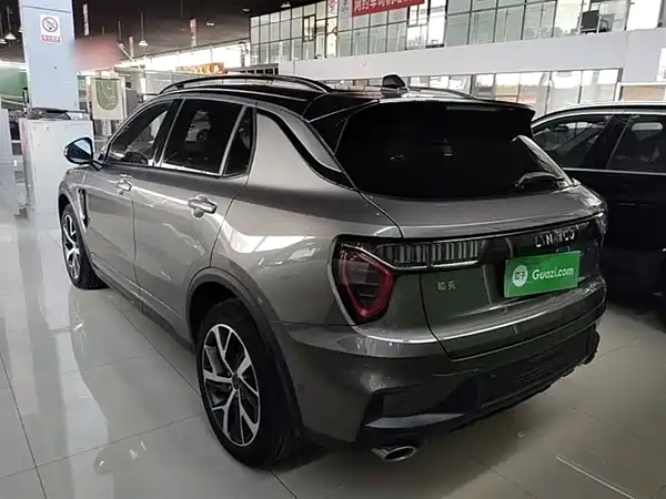 Lynk & Co 01 2021
