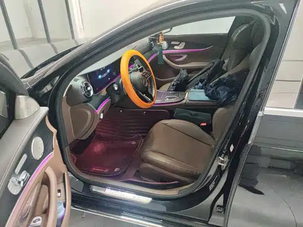Mercedes-Benz E-Class 2023
