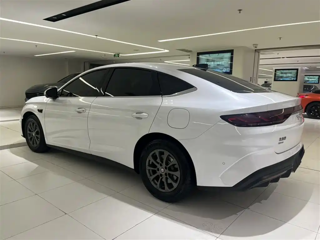 BYD Qin L 2025 — фото 23