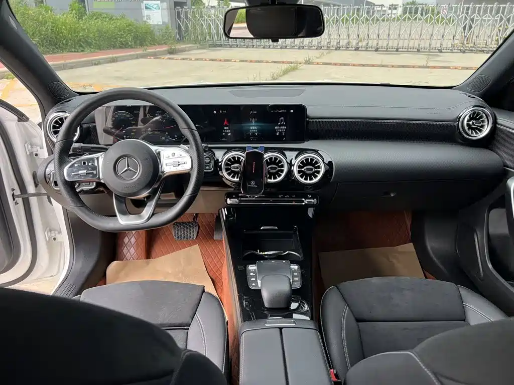 Mercedes-Benz A-Class 2023