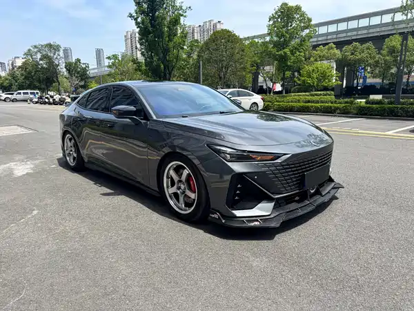 Changan UNI-V 2023