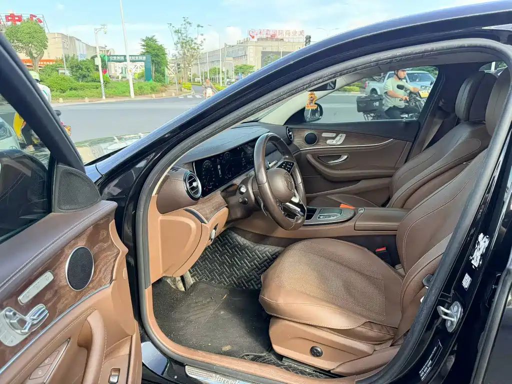 Mercedes-Benz E-Class 2020 — фото 2