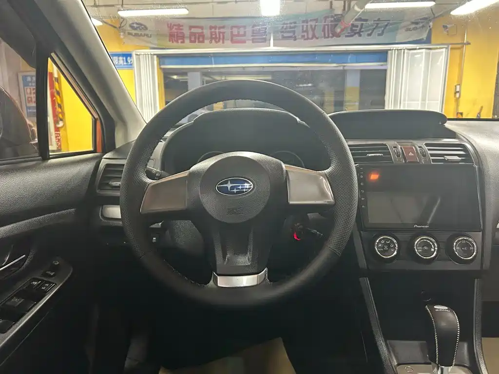 Subaru XV 2015 — фото 13