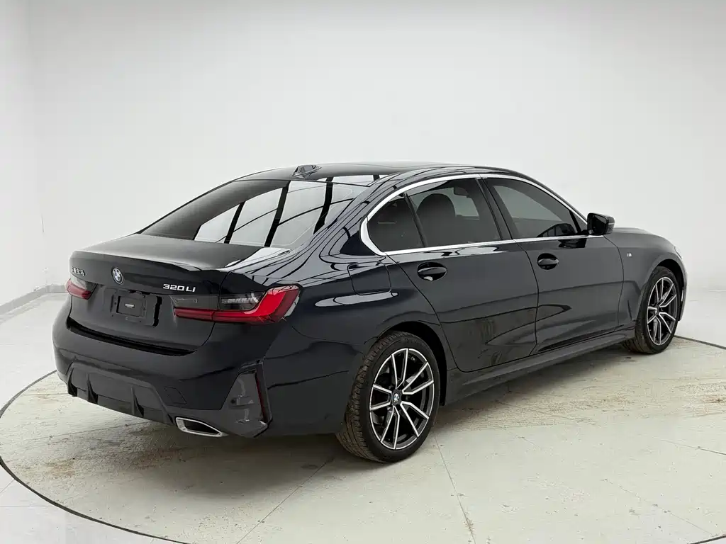 BMW 3 Series 2023