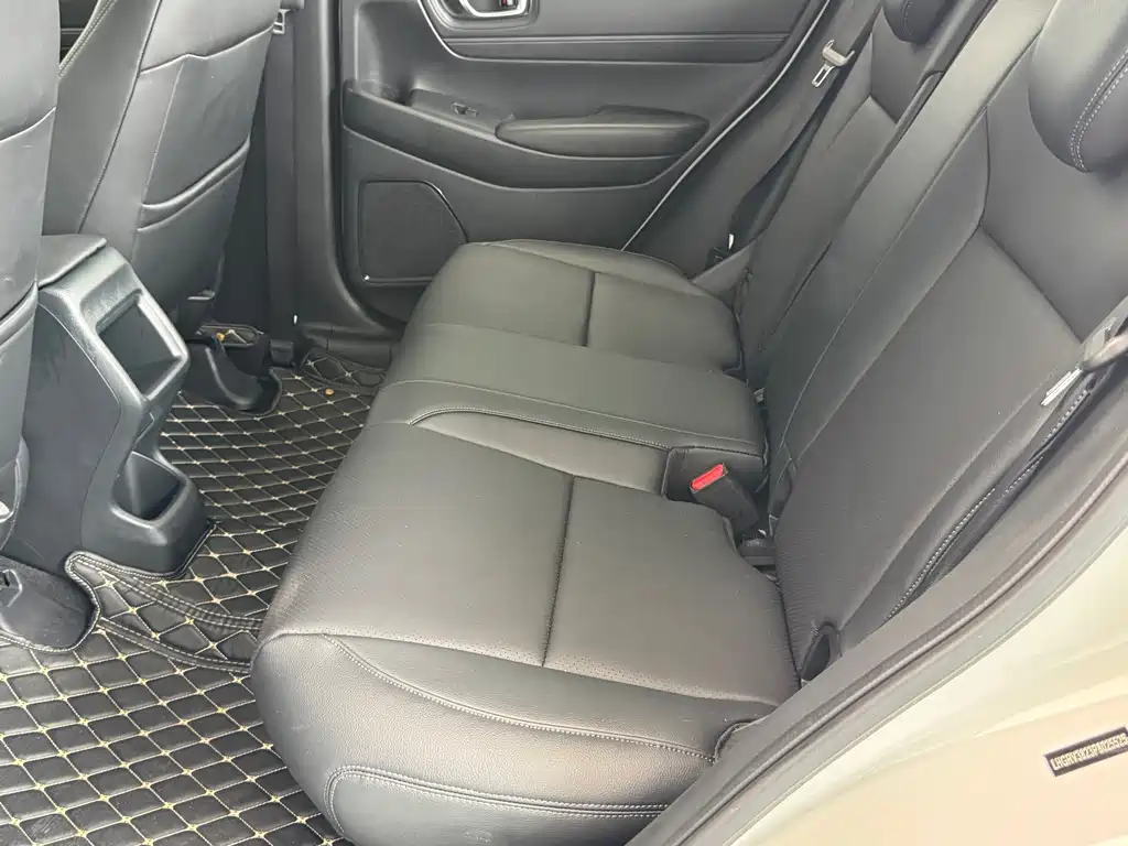 Honda Vezel 2023 — фото 24