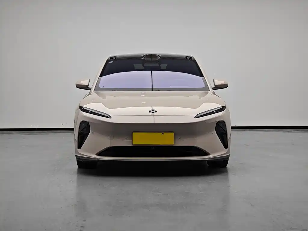 NIO ET5 2022