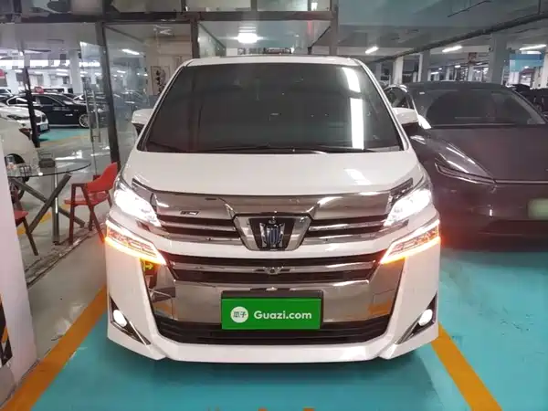 Toyota Vellfire 2021