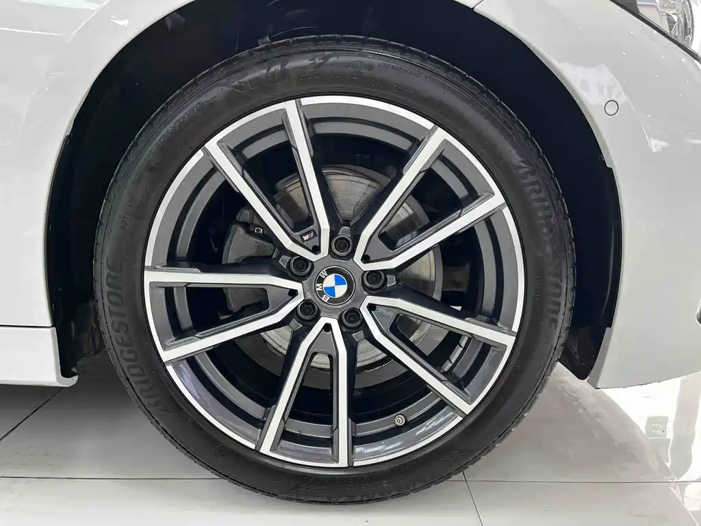 BMW 3 Series 2023 — фото 14