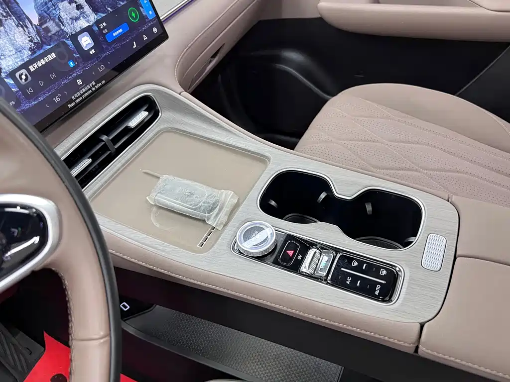 Chery Tiggo 8 PLUS C-DM 2024 — фото 25