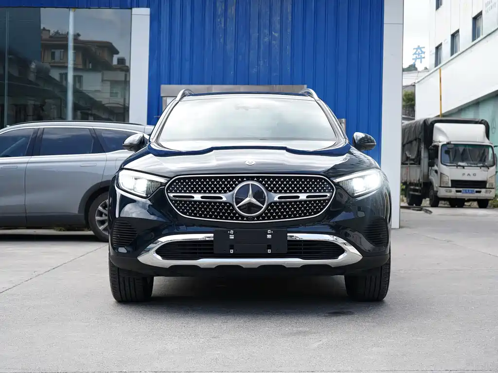 Mercedes-Benz GLC 2024