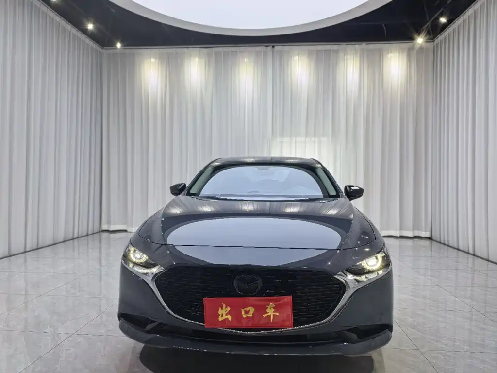 Mazda 3 Axela 2022