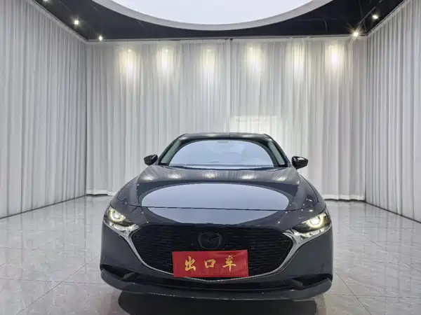 Mazda 3 Axela 2022
