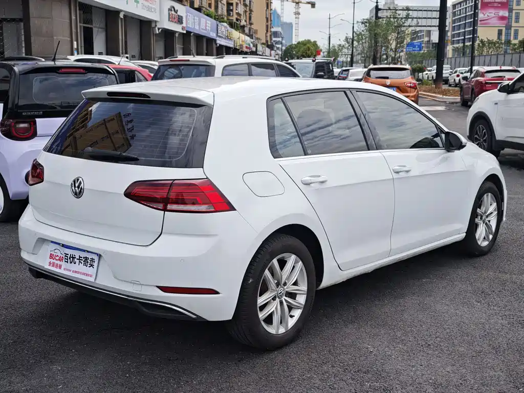 Volkswagen Golf 2018 — фото 4