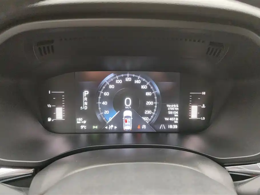 Volvo XC60 2020 — фото 14