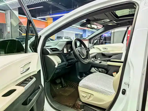 Toyota Sienna 2021