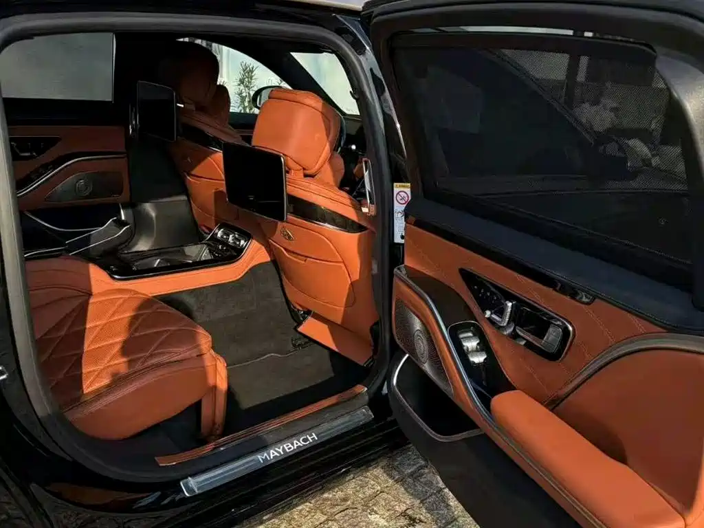 Mercedes-Benz S-Class 2023