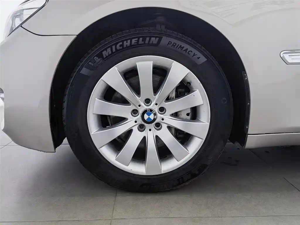 BMW 7 Series 2014 — фото 17