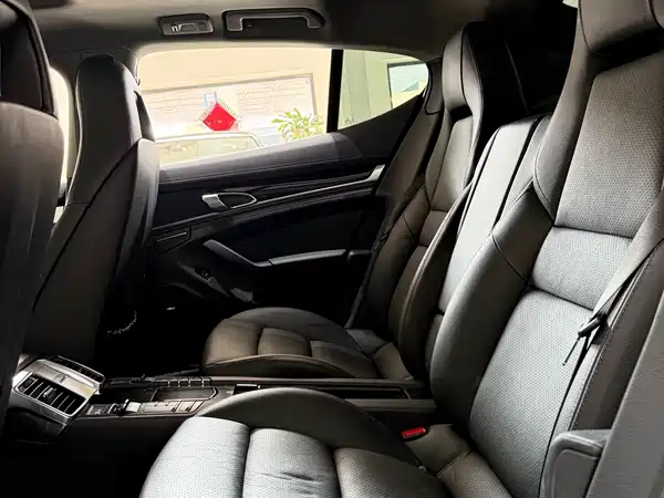 Porsche Panamera 2014