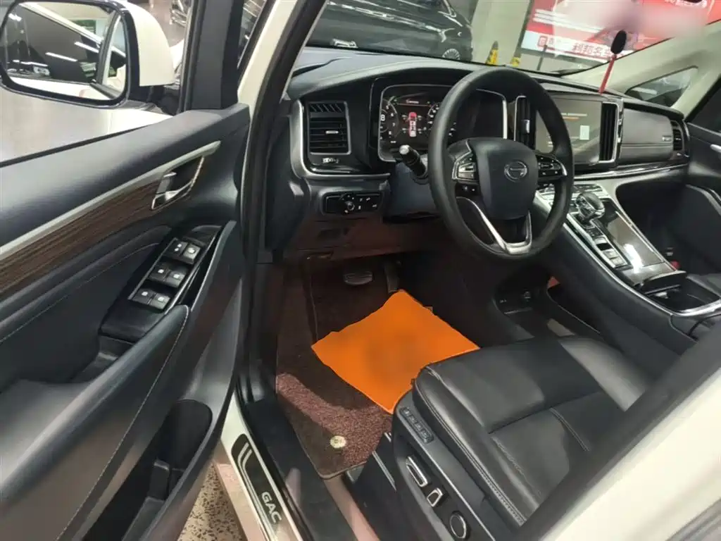 GAC Motor Trumpchi M8 2022 — фото 16