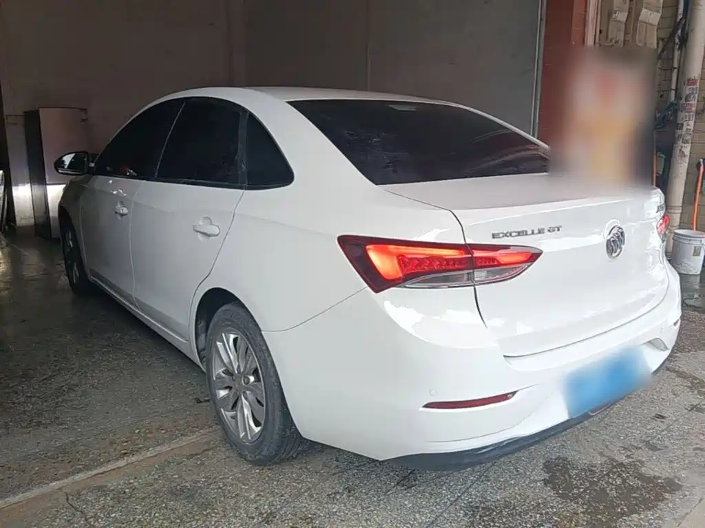 Buick Excelle 2020