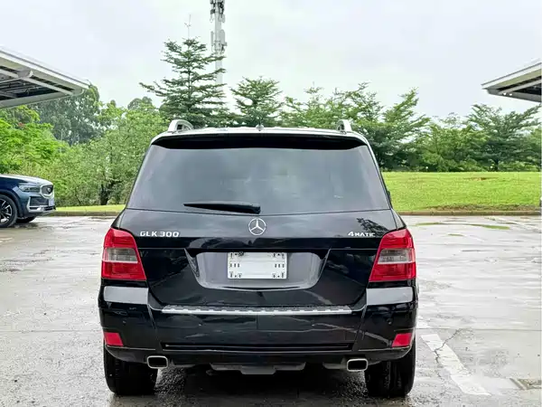 Mercedes-Benz GLK-Class 2012