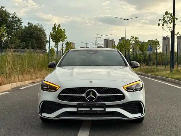 Mercedes-Benz C-Class 2023