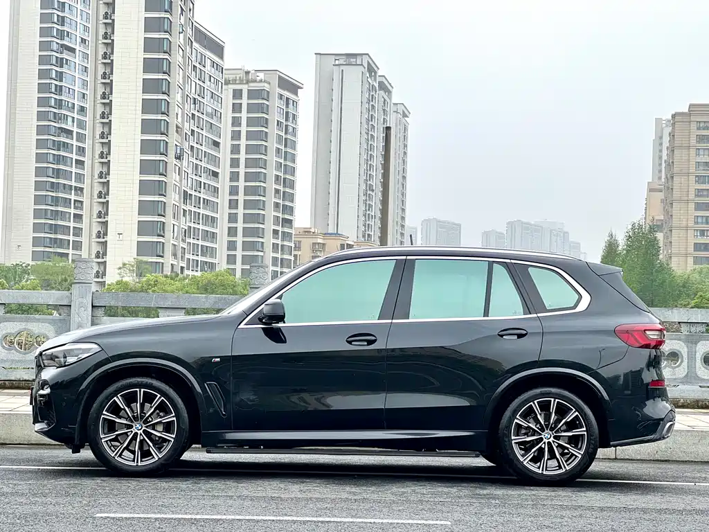 BMW X5 2020 — фото 11