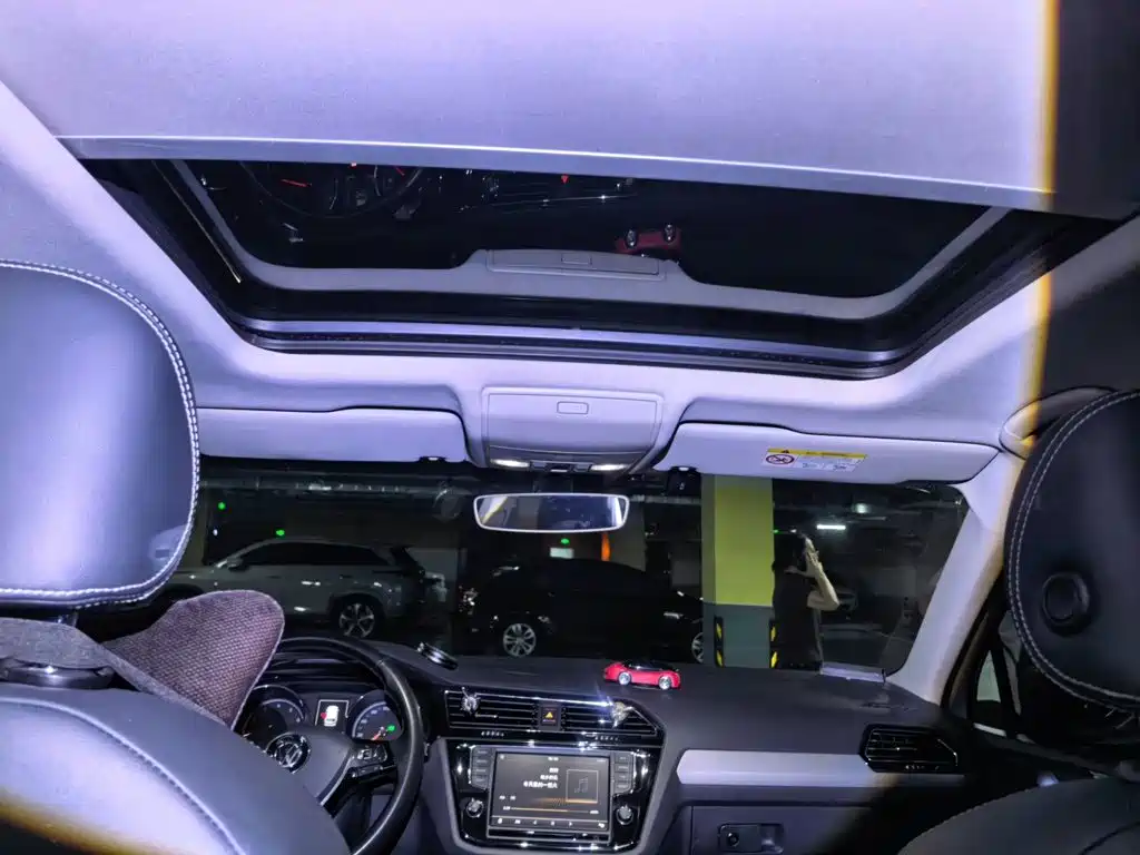 Volkswagen Tiguan L 2018 — фото 19