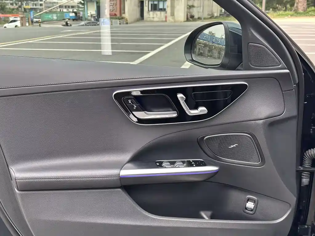 Mercedes-Benz C-Class 2022 — фото 13