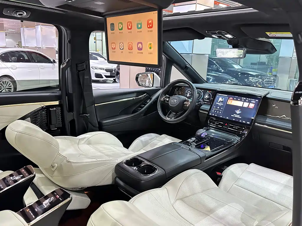 GAC Motor Trumpchi M8 2023 — фото 16