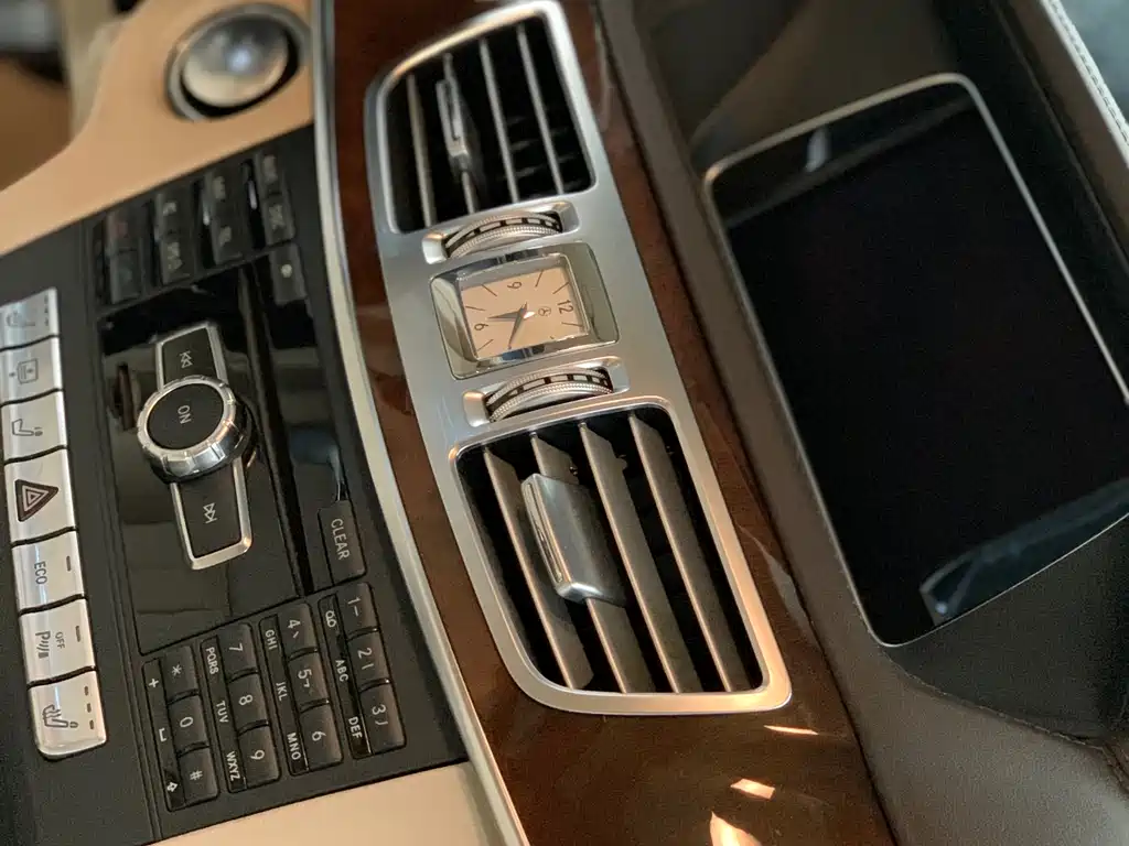 Mercedes-Benz E-Class 2015 — фото 16