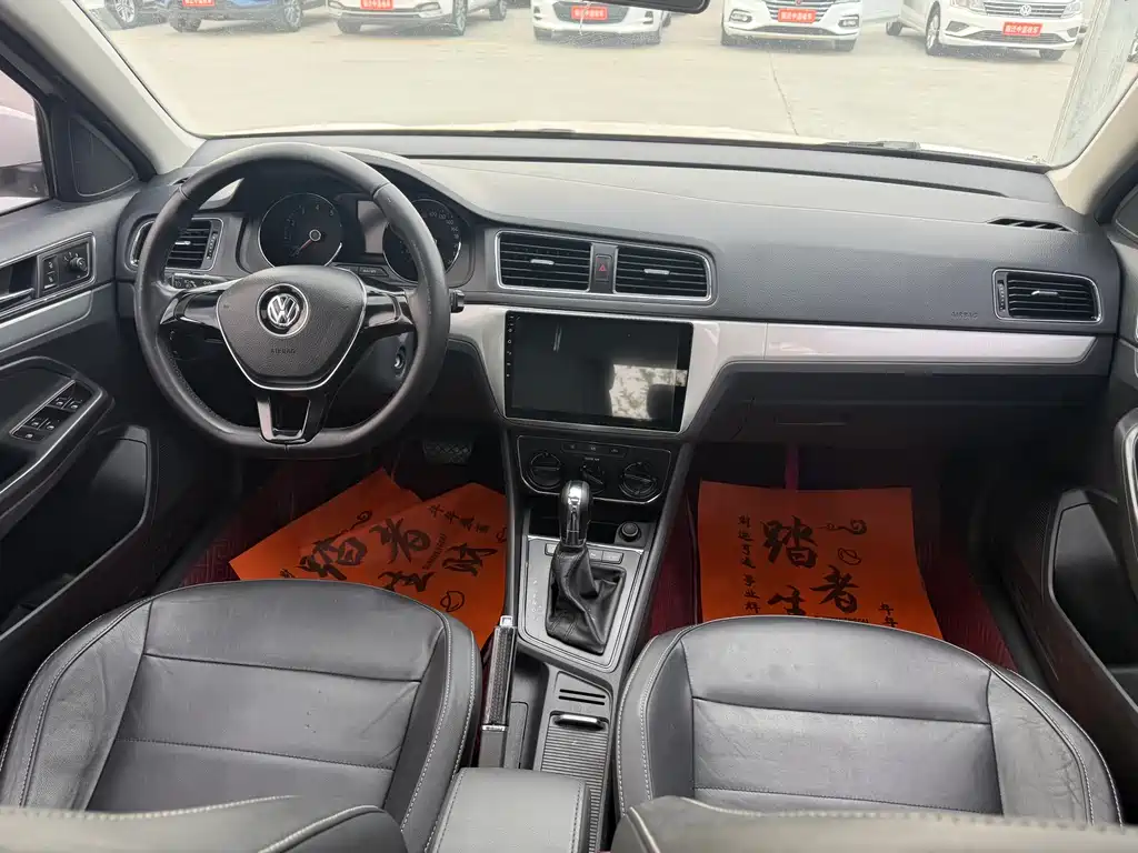 Volkswagen Gran Lavida 2016 — фото 10