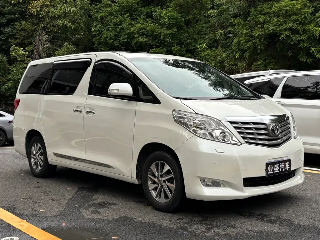Toyota Alphard 2010 — фото 3
