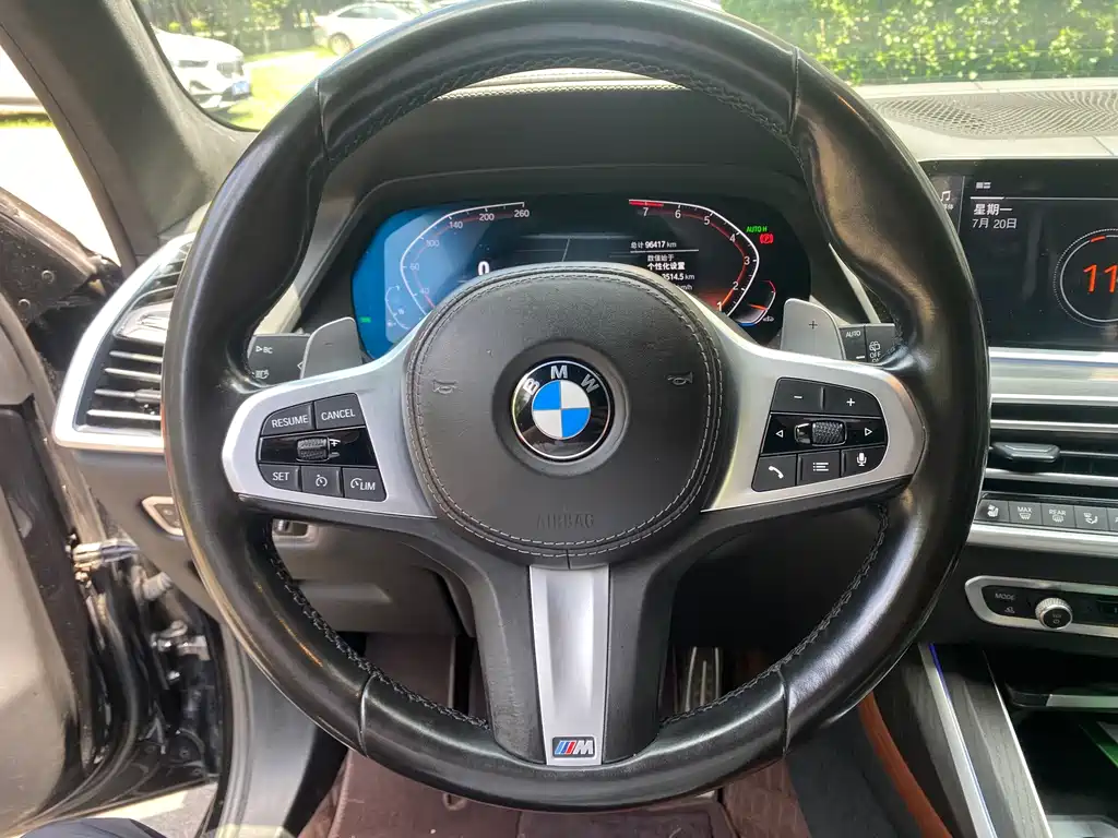BMW X7 2021 — фото 12