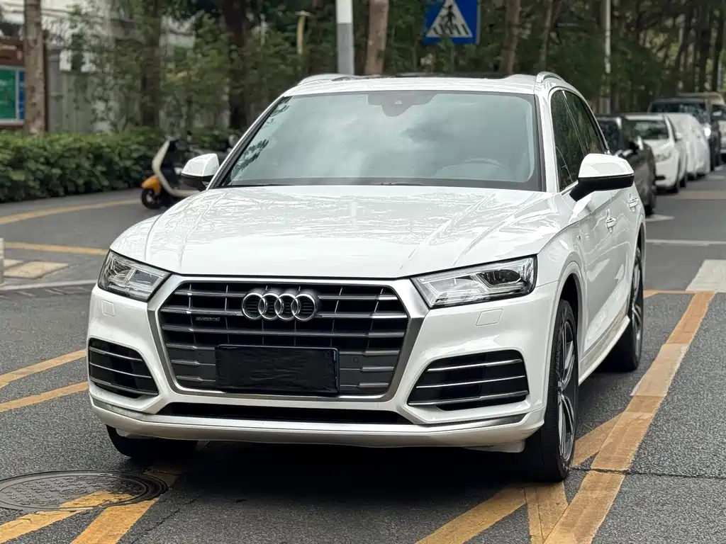 Audi Q5L 2021 — фото 4