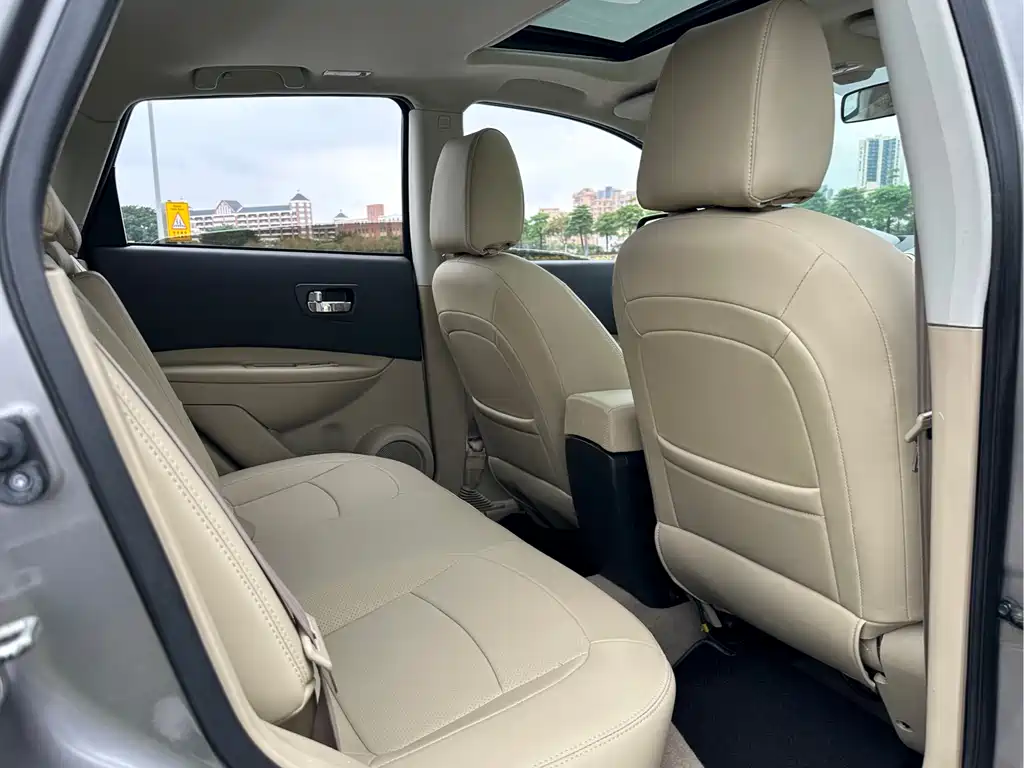 Nissan Qashqai 2015 — фото 13