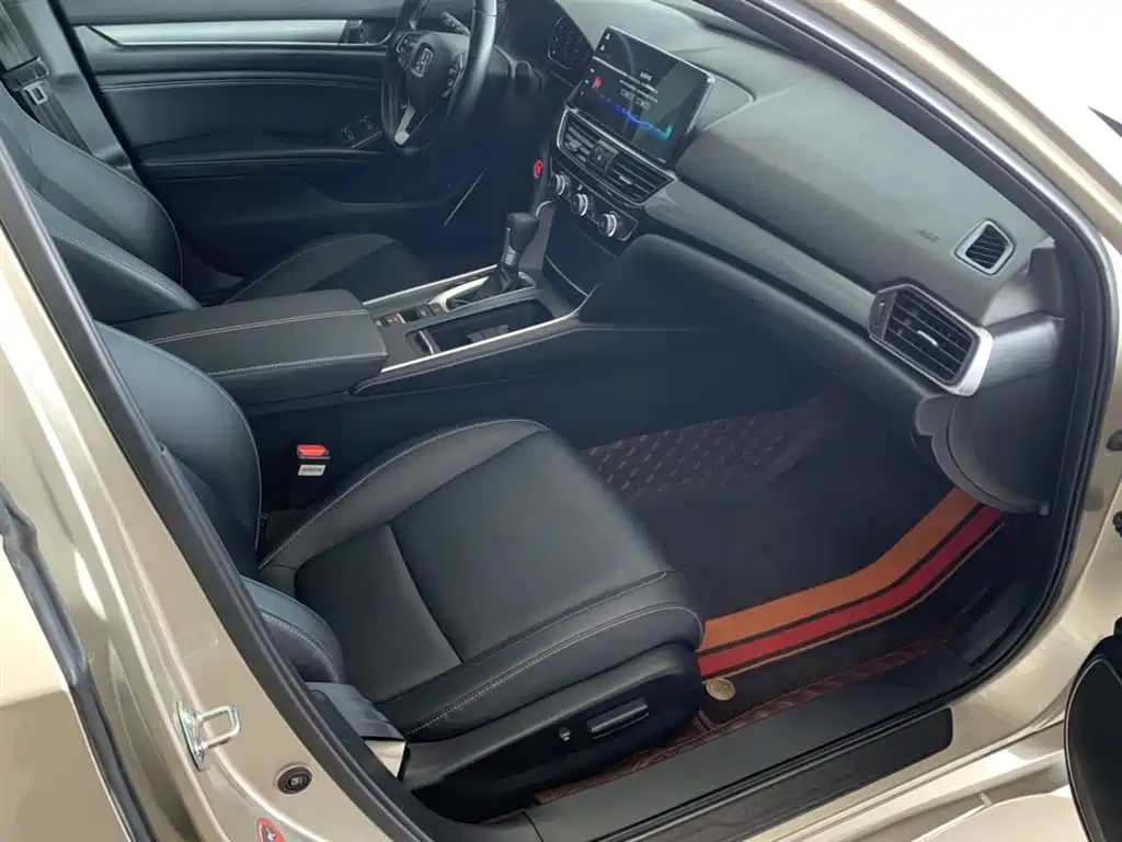 Honda Inspire 2022 — фото 18