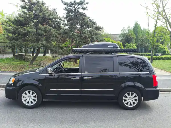 Chrysler Grand Voyager 2014